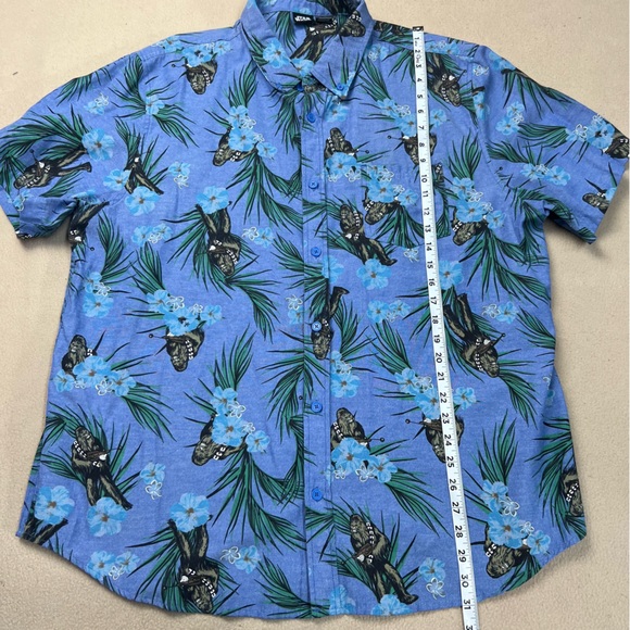 Star Wars Shirt Men's 2XL Blue Hawaiian Chewbacca Floral Disney Button Up - Picture 2 of 8